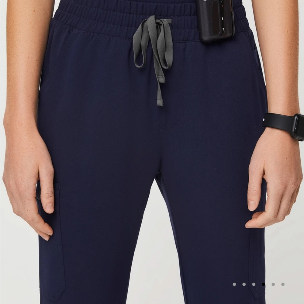 Figs pants new
